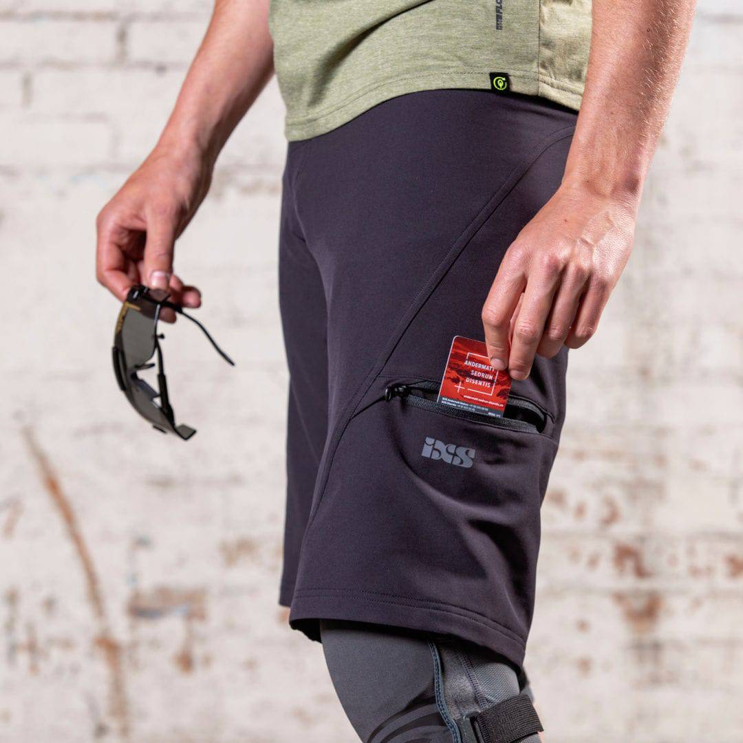 iXSiXS-Carve EVO Shorts schwarz