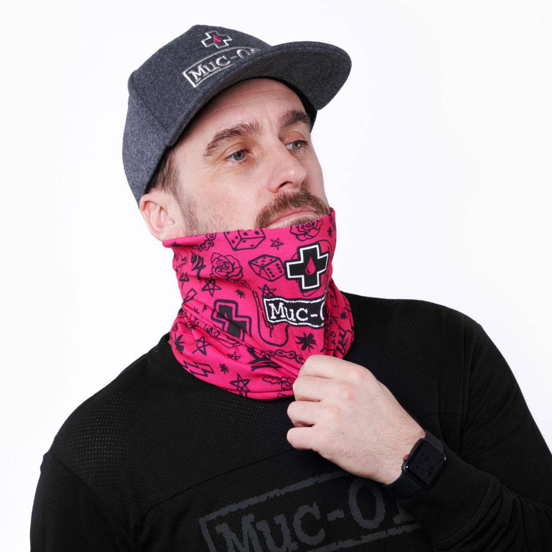 Muc-OffMuc-Off-Lightweight Neck Gaiter pink