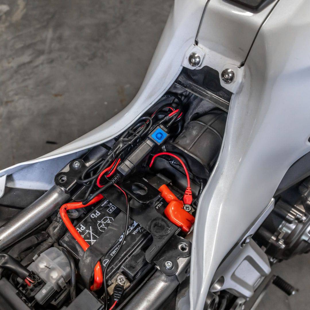 Quad LockQuad Lock-Waterproof 12V To USB Smart Adaptor