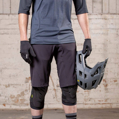 iXSiXS-Carve EVO Shorts schwarz