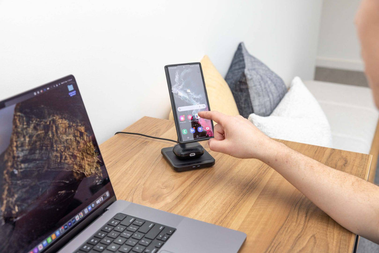 Quad Lock Quad Lock-Dual Desktop Wireless Charger