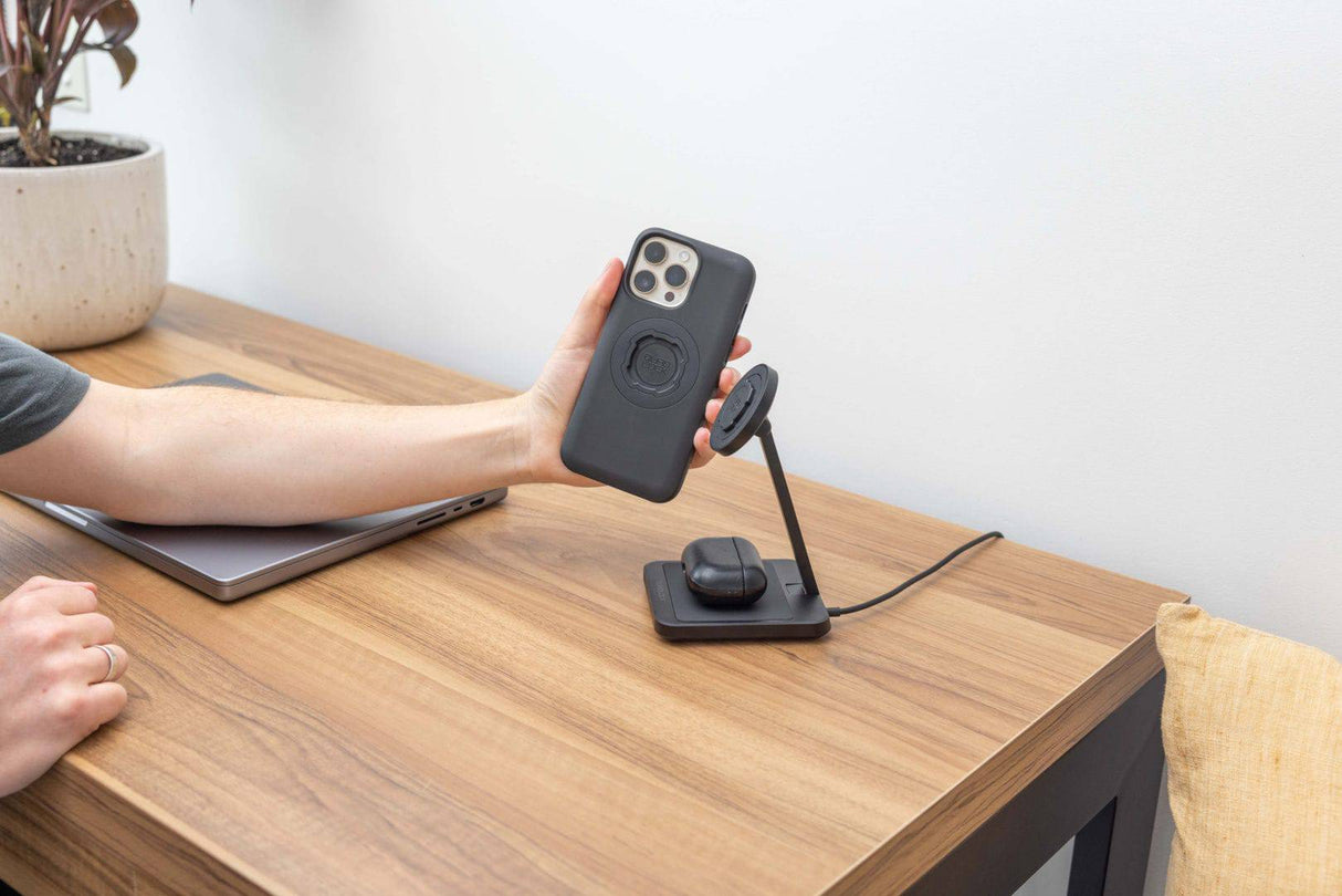 Quad Lock Quad Lock-Dual Desktop Wireless Charger