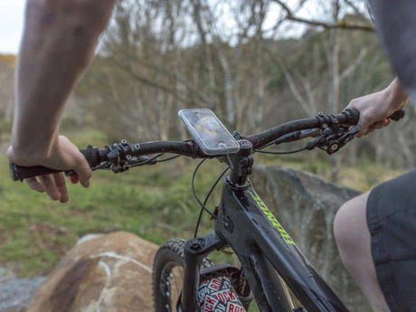 Quad LockQuad Lock-Quad Lock Poncho - Samsung Galaxy S22+