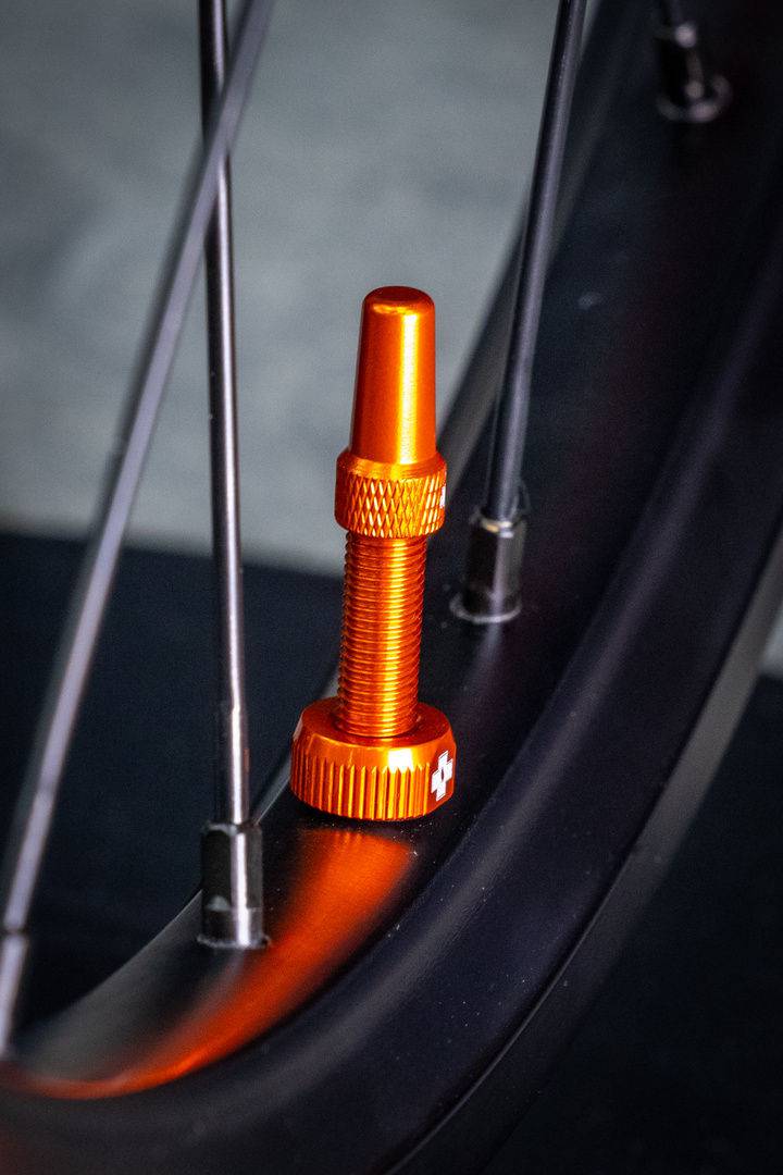Muc-OffMuc-Off-V2 Tubeless Valve Kit 60mm/orange